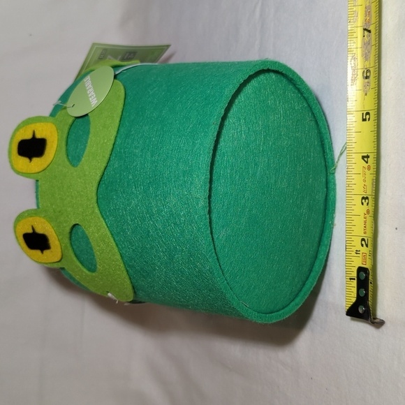 Felt Frog Basket with Wearable Mask Green Easter Spritz Brand NWT - Picture 5 of 7